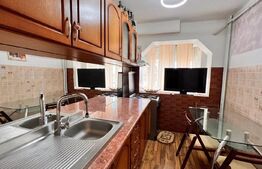 Apartament de 3 camere decomandat, Valea rosie, zona Piata