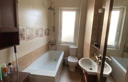 Apartament de 2 camere, decomandat, zona Consul
