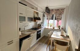 Apartament de 2 camere, decomandat, zona Consul