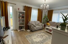 Apartament de 2 camere, decomandat, zona Consul