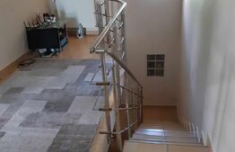 Casa parter si mansarda cu un teren de 307 mp ideala pentru o familie cu copii