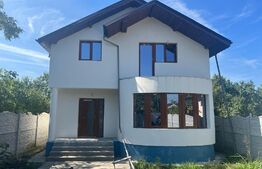 Casa 175 mp, pe un teren de 800mp, Motoci, la principala