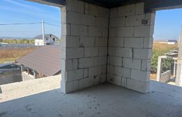 Casa P+E 135 mp, pe un teren de 385mp, la rosu in Simnicul de Jos