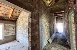 Teren, 4,5 ha, 8 hale de 16.000 mp utilitățile, Brădești