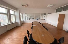 Spațiu birouri, 3500 mp, zona Lapus