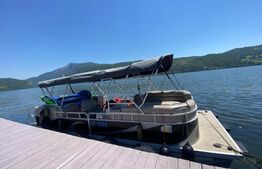 Pensiune 360 mp utili, teren 600 mp, Dubova