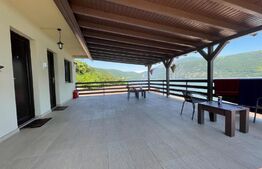 Pensiune 360 mp utili, teren 600 mp, Dubova