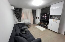 Apartament semidecomandat de 3 camere renovat lux Craiovita, gata de mutat