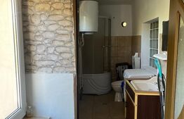 Casa 50mp, pe un teren de 1000mp, in Leamna de Jos