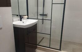 Apartament cu două camere modern, parcare privată, zonă centrală