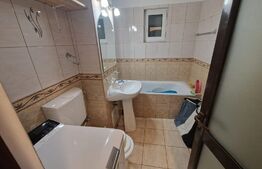 Apartament decomandat cu 3 camere, 65 mp, cartierul Sărari