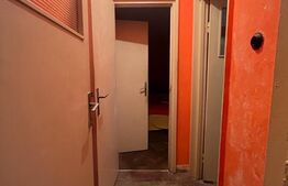 Apartament decomandat cu două camere, circular, etaj 1, Calea București, zona ,,Piața Mare