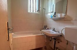 Apartament decomandat cu două camere, circular, etaj 1, Calea București, zona ,,Piața Mare