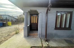 Casa pe parter ,teren de 297mp, zona Peco Romanesti