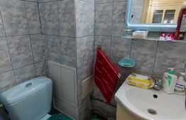 Apartament de 3 camere, decomandat, etajul 1, zona Politie-Amaradia