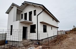 Casa P+M, 110 mp utili cu 350 mp teren, Simnicul de Jos!