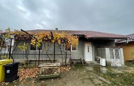 Casa locuibila toate utilitatile zona Simnicul de Jos 1424 mp cu front 25 mp