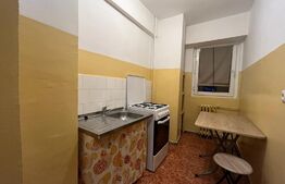 Garsonieră cu balcon, suprafață de 31 mp, în zona centrală