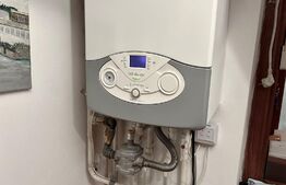 Apartament decomandat, 2 camere, 50mp - Gata de Mutat, în Brazdă, zona Consul!