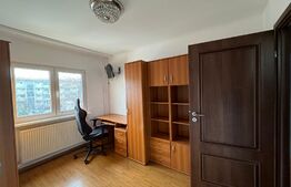 Apartament 3 camere decomandat, et. 2, centrală termică, Rovine