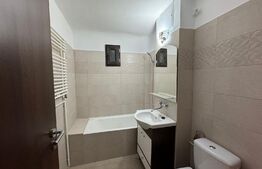 Apartament 3 camere decomandat, et. 2, centrală termică, Rovine