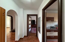 Apartament 3 camere decomandat, et. 2, centrală termică, Rovine