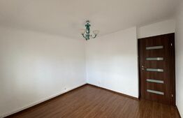 Apartament 3 camere decomandat, et. 2, centrală termică, Rovine