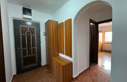 Apartament 3 camere decomandat, et. 2, centrală termică, Rovine