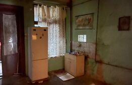 Oportunitate comercială! Casă renovabilă în Centrul Vechi al Craiovei parter și cramă la demisol 