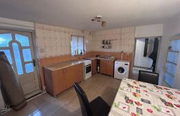 Casa cu 4 camere, pentru cazare muncitori sau sediu firma, in cartierul Romanesti