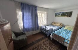 Casa cu 4 camere, pentru cazare muncitori sau sediu firma, in cartierul Romanesti