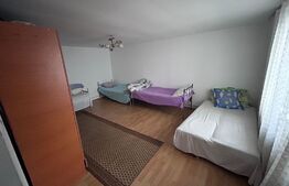 Casa cu 4 camere, pentru cazare muncitori sau sediu firma, in cartierul Romanesti