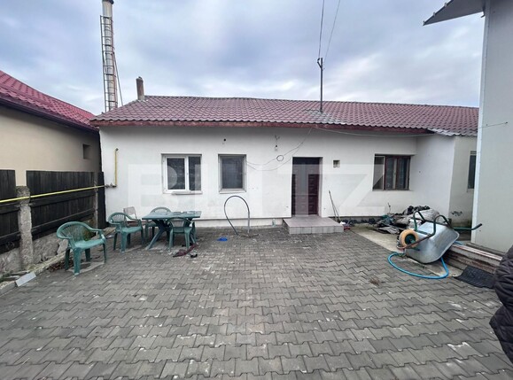 Casa de închiriat 4 camere Romanesti - 133092CI | BLITZ Craiova | Poza1