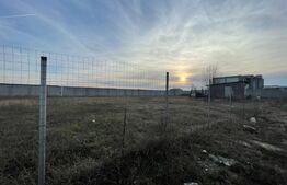 Teren intravilan zona cu case se lux Metro Carcea 1301 mp cu deschidere 44,43 ml sau parcelare