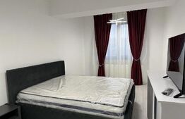 Prima închiriere: Apartament ultrafinisat cu 2 camere, parcare privată, zonă centrală