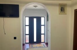 Casă în plan parter, cu teren aferent de 4474mp, situată în Goiești Dolj