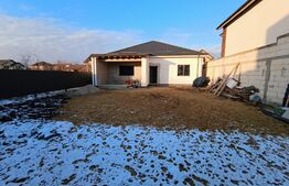 Casa plan parter 120 mp utili, teren de 472 mp, 3 dormitoare, Veteranilor!