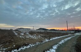 Teren intravilan 1629mp, Malu Mare