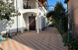 Casa 4 dormitoare, 476mp, cartier Brestei