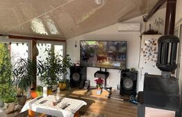 Casă în stil american cu 1314mp de teren aferent situată în localitatea Malu Mare 