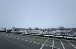 Teren intravilan, 44.421 mp, utilități la front, deschidere de peste 130 m, Cârcea