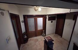 Casa cu 12 camere, 393 mp, zona Facultatii de Medicina si Farmacie