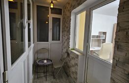 Apartament cu 4 camere,90 mp utili,  cartier Sarari