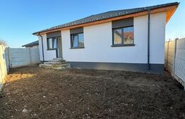Casă individuală 107mp cu teren 375mp , Isalnita