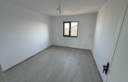 Casă în stil mediteranean 91mp ,269mp curte,zona Carcea