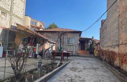 Casă situată în zona Medicina Veche cu 92.51mp utili și 553mp teren