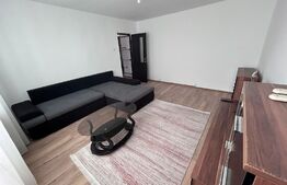 Apartament cu 3 camere, 72 mp utili, cartier Rovine