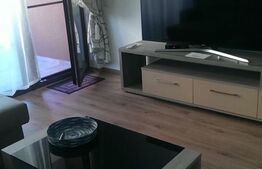 Apartament cu 3 camere, 80 mp, complex rezidențial, zona centrală