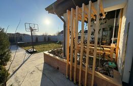 Casa deosebită, 3 dormitoare, mobilata si utilata, zona Aeroport/Metro