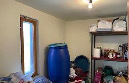 Casa parter utilata modern, cu 517 mp de teren aferent, situata în Simnicu de Sus 